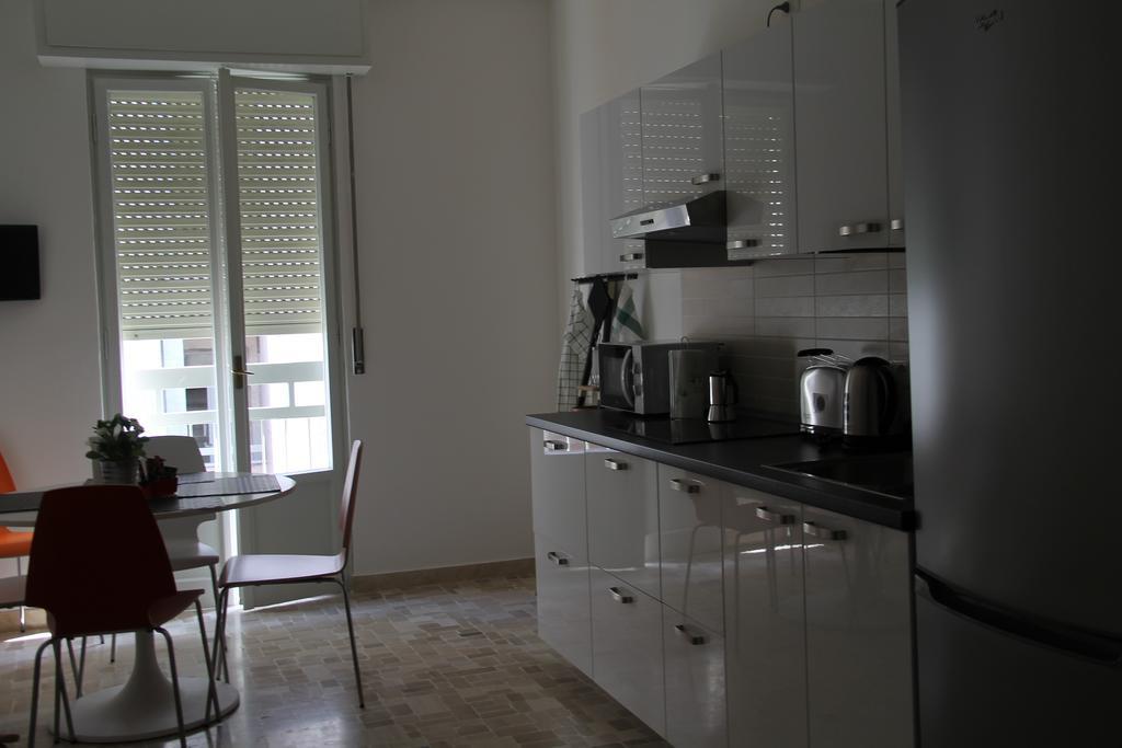 Stephenson Apartment Milano Værelse billede