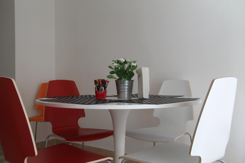 Stephenson Apartment Milano Værelse billede