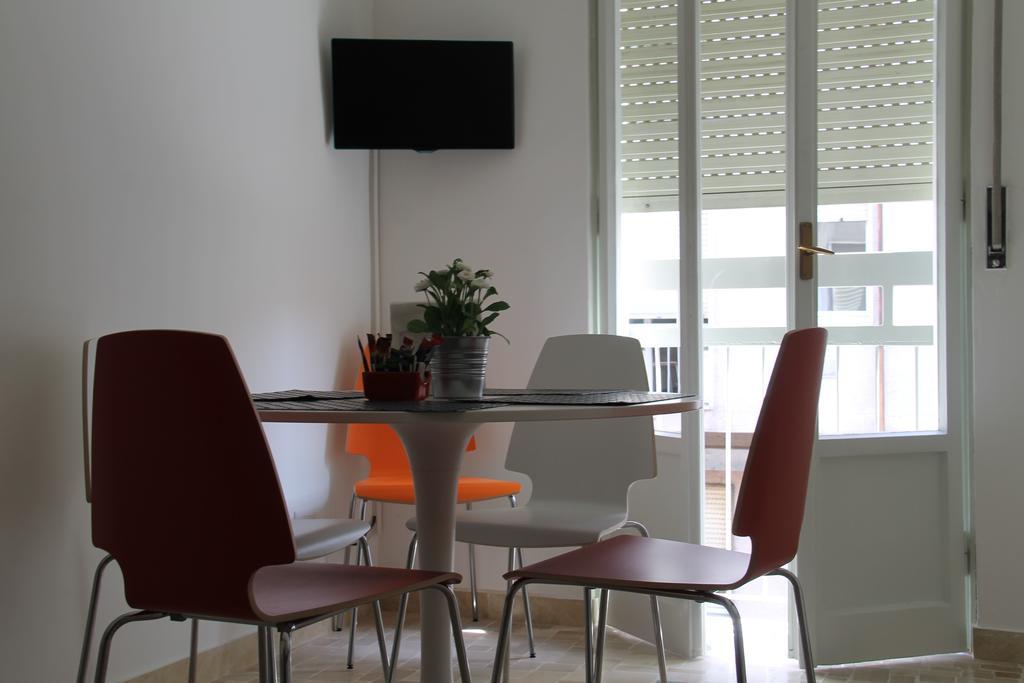 Stephenson Apartment Milano Værelse billede