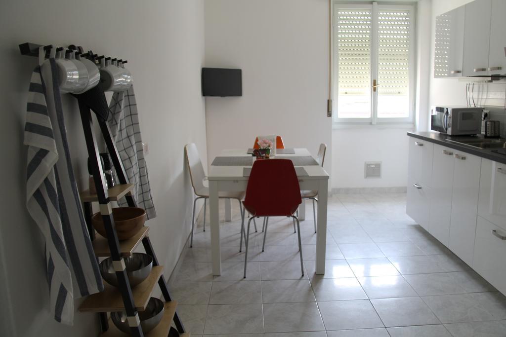 Stephenson Apartment Milano Værelse billede