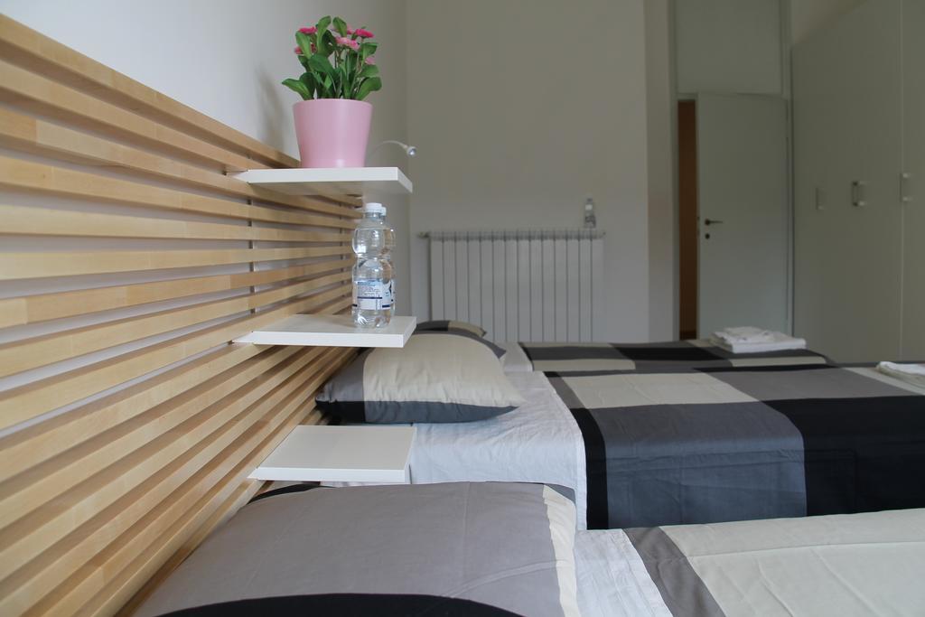 Stephenson Apartment Milano Værelse billede
